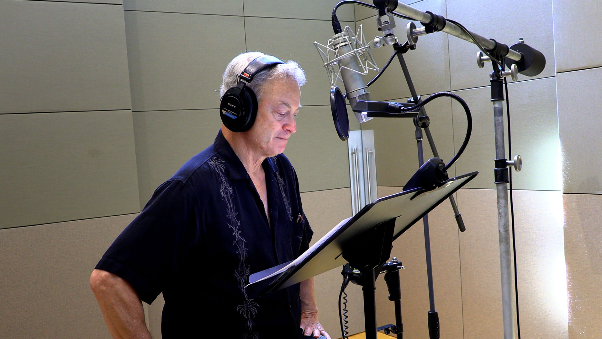 A behind the scenes look at Gary Sinise while he was recording the narration for The Heroism and Resiliency of 9/11.